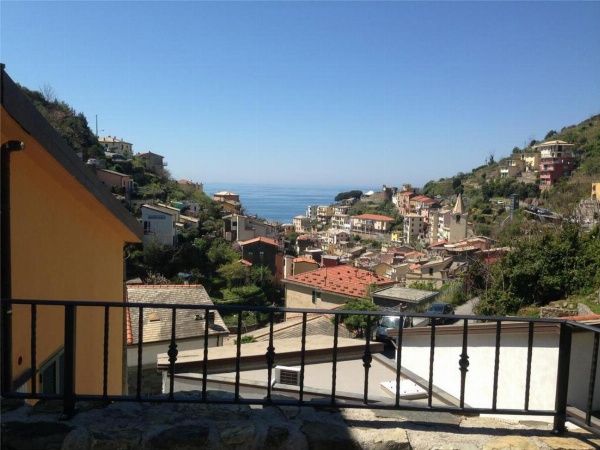 Estate Riomaggiore image 7